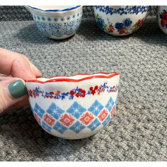 Pioneer Woman ~ Set of Four (4) CLASSIC CHARM ~ Stoneware ~ Measuring Bowls 2017 - Picture 7 of 12